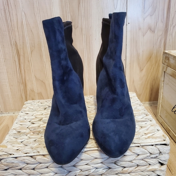 Ivanka Trump Sunal Navy blue & Black suede ankle boots Stacked Heel size 7 - Picture 3 of 5
